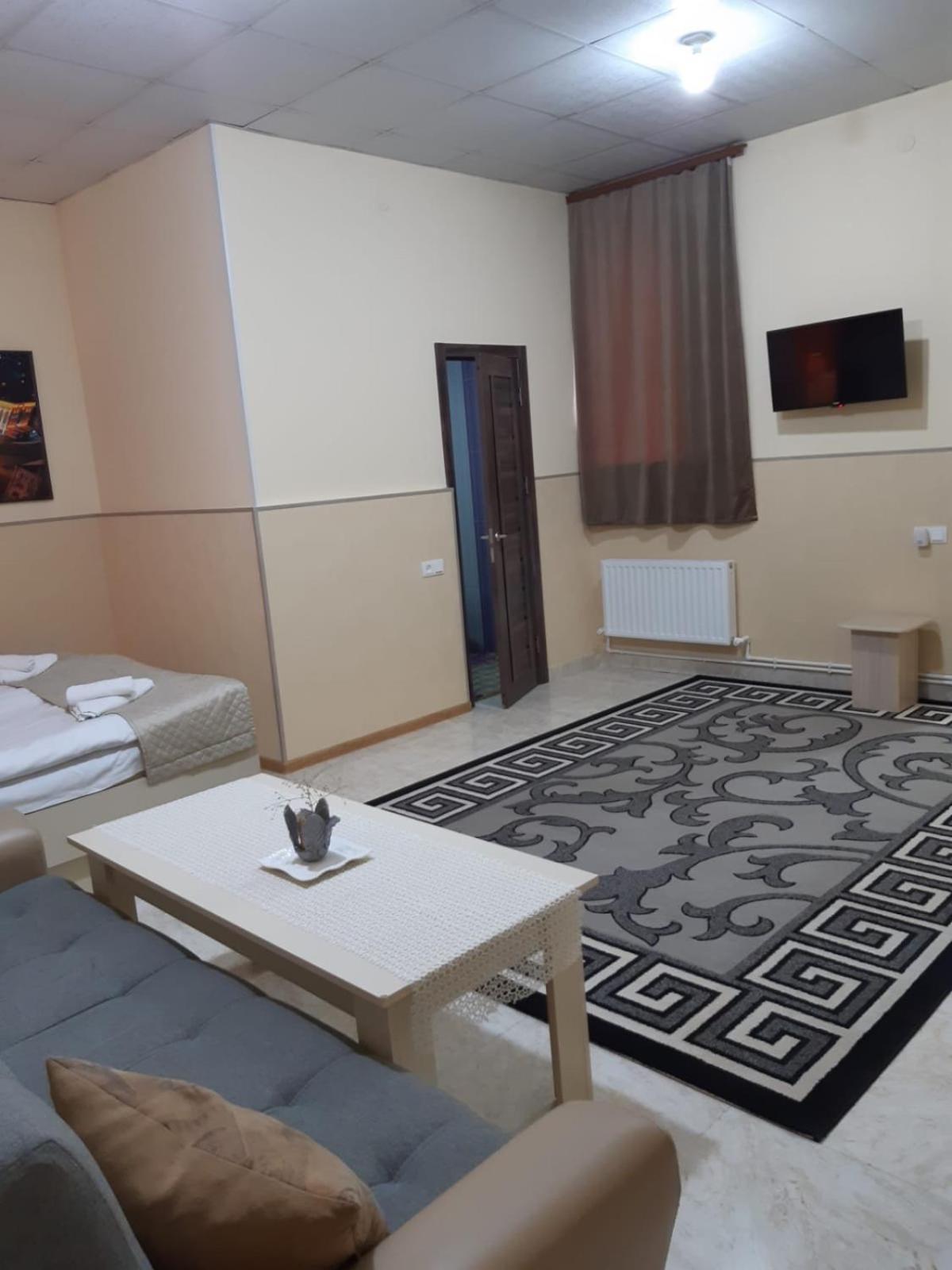 Lind Guest House B&B 기우므리 외부 사진